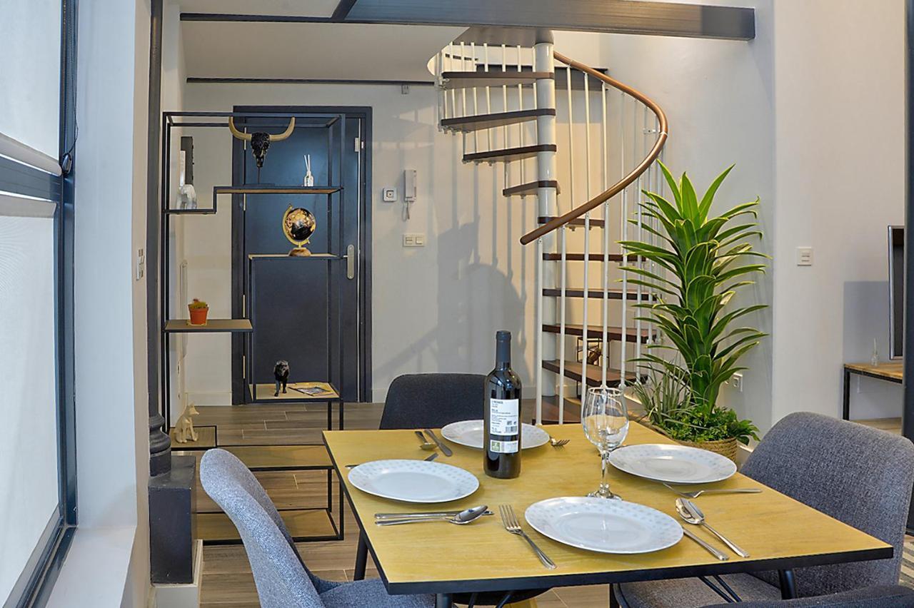 Ferienwohnung Duplex Moderno En Alameda Sevilla Exterior foto
