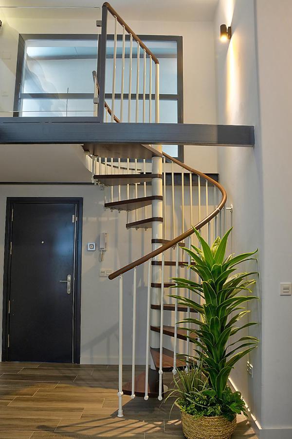 Ferienwohnung Duplex Moderno En Alameda Sevilla Exterior foto
